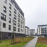 Szurmana Modern By Bookinghost アパート
