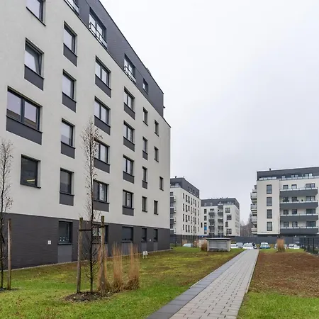 Szurmana Modern By Bookinghost Apartament