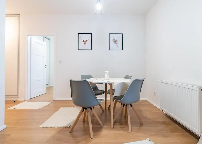 Szurmana Modern By Bookinghost Apartment *