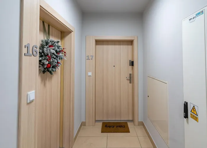 Szurmana Modern By Bookinghost * Katowice